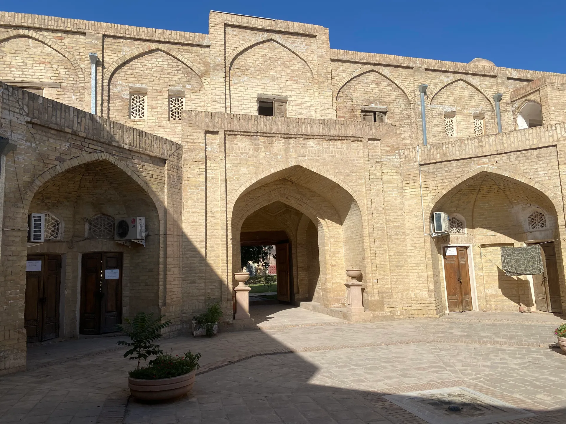 Bekmir Madrasah, Karshi