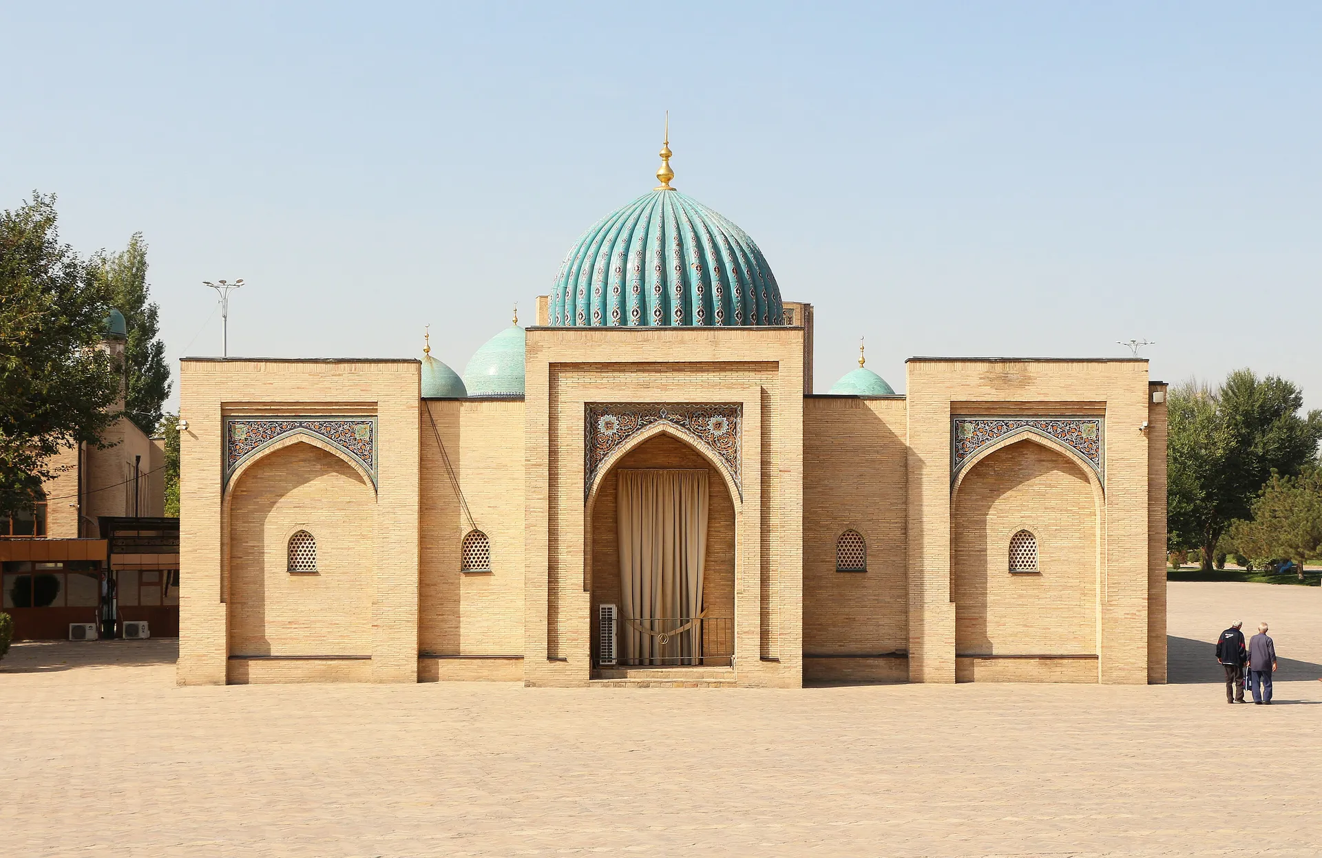 Khast Imam complex
